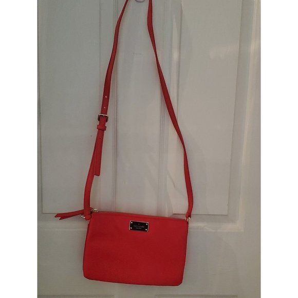 kate spade Handbags - Kate Spade Red Crossbody